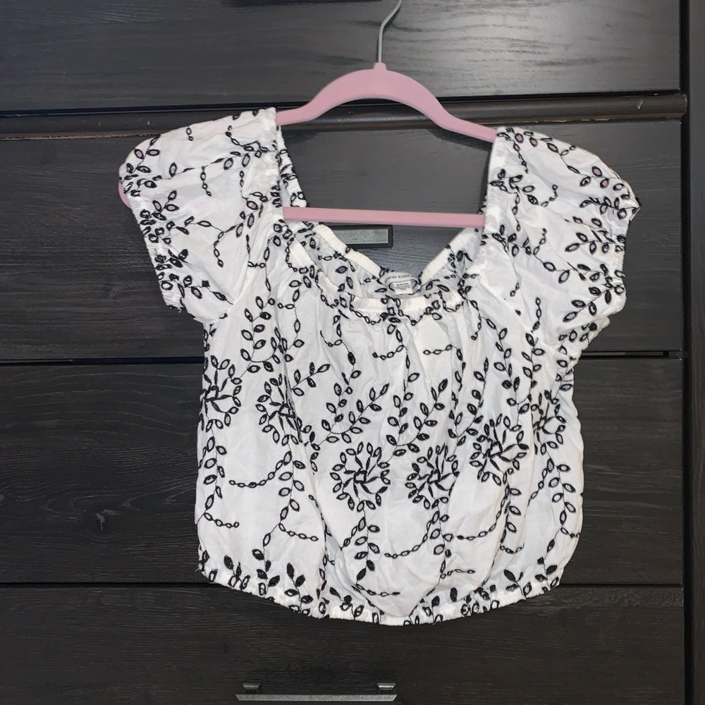 American Eagle off the shoulder crop top